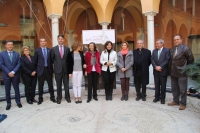 Autoridades que han intervenido en el acto de presentación del programa de actividades.