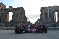 Alumnos de la Cátedra en el Teatro de Taormina